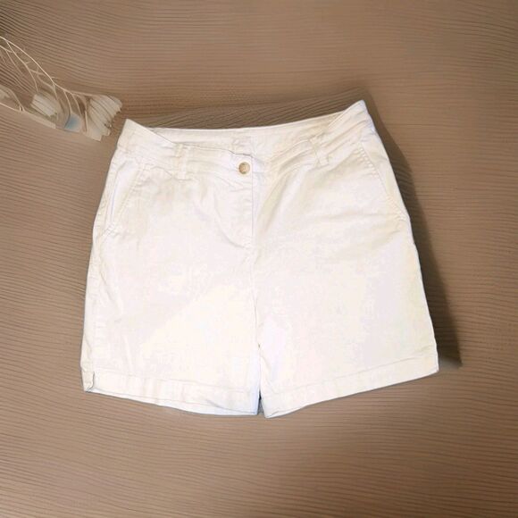 Tommy Bahama Boracay White Stretch Shorts 5.5” Inseam Women's Size 10 - Picture 1 of 6